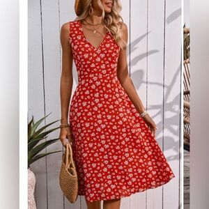 NWT, Floral V-neck, high waist dress